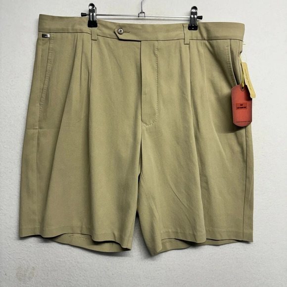 NWT Tommy Bahama Flying Fishbone Silk Shorts Tan 38 Pleated Front - Picture 1 of 8